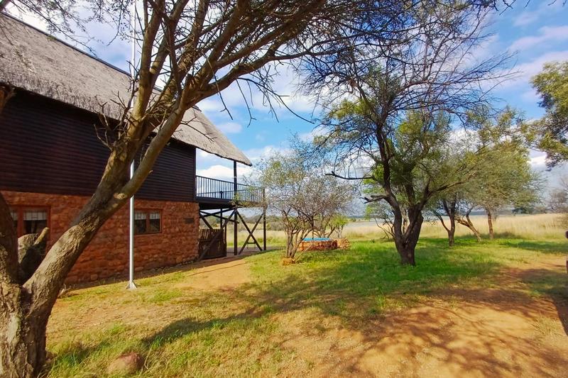 3 Bedroom Property for Sale in Vaalkop Dam North West